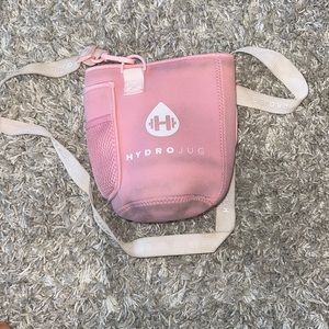 Light pink hydrojug sleeve